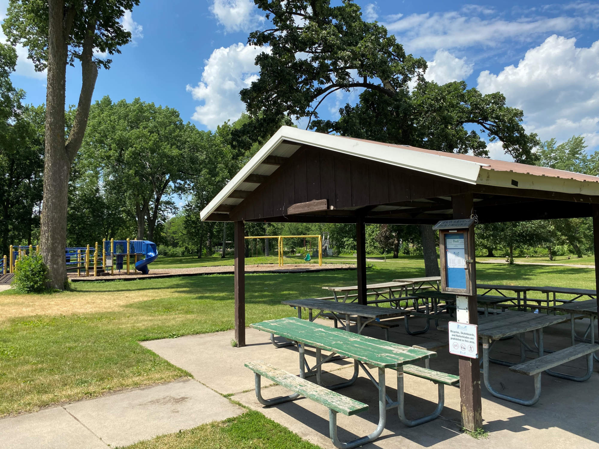 Cottonwood Shelter