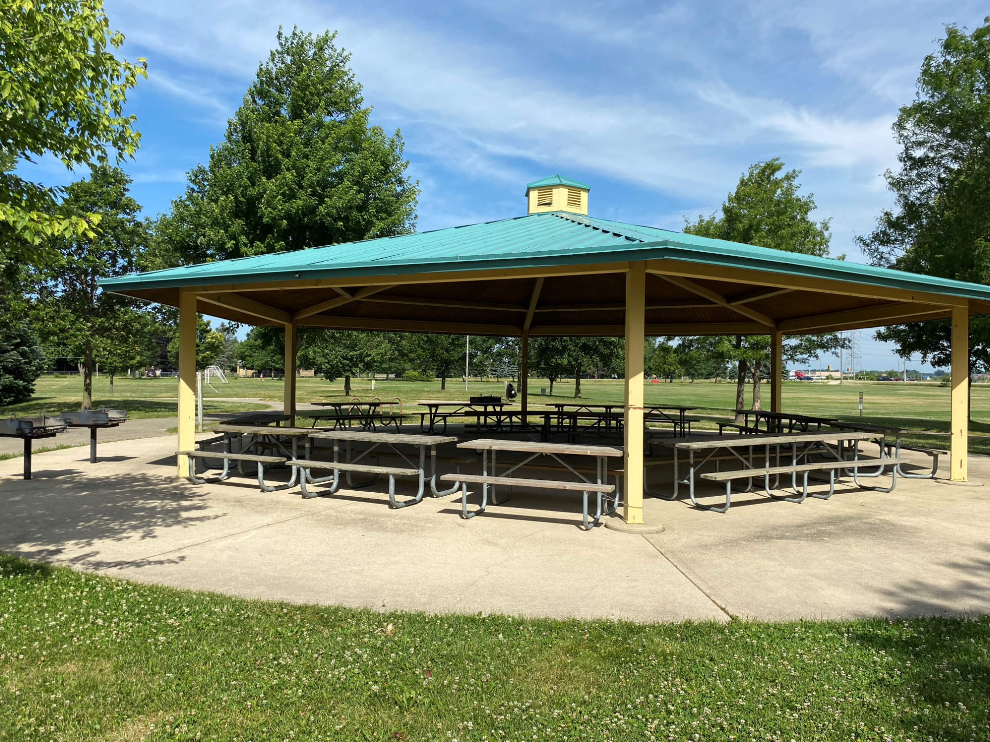 Prairie Fields – Green Shelter